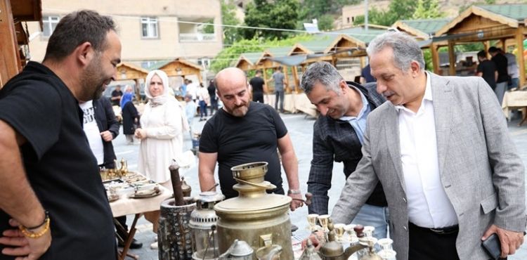 TALAS ANTİKA PAZARI AYDA İKİ GÜN