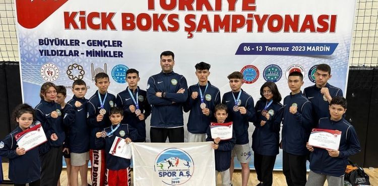 Spor A.Ş. Türkiye Kick Boks Şampiyonası’ndan 14 madalyayla döndü