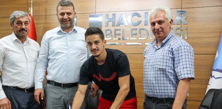 HACILAR ERCİYESSPOR’DA İMZALAR ATILDI