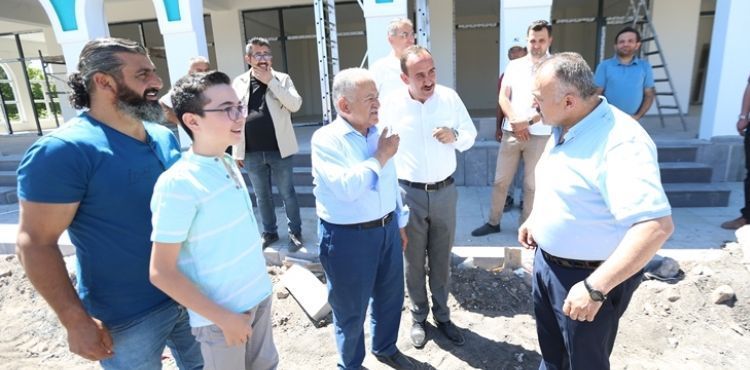 BAŞKAN BÜYÜKKILIÇ, MİNİ TERMİNAL VE İNCESU YÖRESEL ÜRÜNLER SATIŞ YERİNİ İNCELEDİ