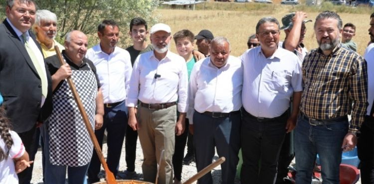 BAŞKAN ÇOLAKBAYRAKDAR, SILA-İ RAHİM ŞENLİĞİNDE
