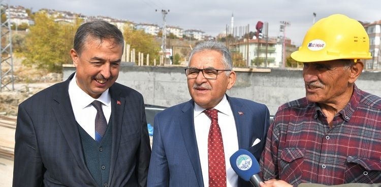 BAŞKAN BÜYÜKKILIÇ’TAN YEŞİLHİSAR’A “YARI OLİMPİK KAPALI YÜZME HAVUZU” MÜJDESİ