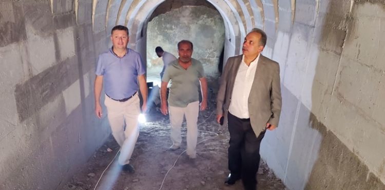 TALAS’TA TARİHİ SARNIÇ GÜN YÜZÜNE ÇIKARTILIYOR