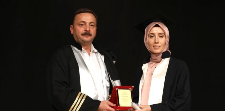 ERÜ Mimarlık Fakültesi Yeni Mezunlarını Verdi