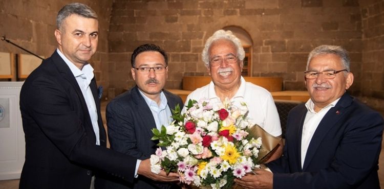 VALİ ÇİÇEK VE BAŞKAN BÜYÜKKILIÇ, ‘EYVAN SOHBETLERİ’NE KATILDI