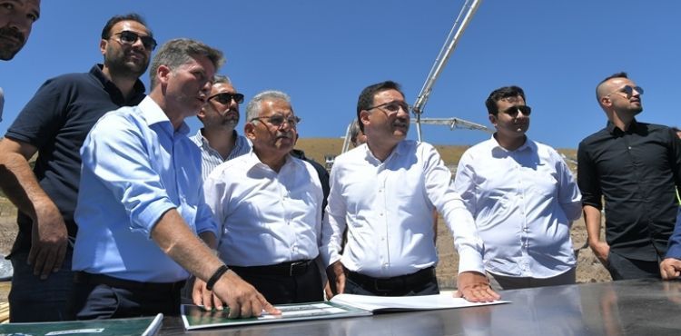 Vali Çiçek, “Kayseri’de hiçbir gencimizi alçaklara teslim etmeyeceğiz”