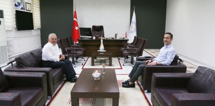 BAŞKAN BÜYÜKKILIÇ’TAN ERÜ TIP FAKÜLTESİ DEKANI PROF. DR. KEMALOĞLU’NA ZİYARET