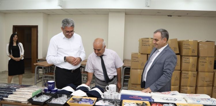 Rektör Prof. Dr. Altun ERÜ Store Deposunu İnceledi
