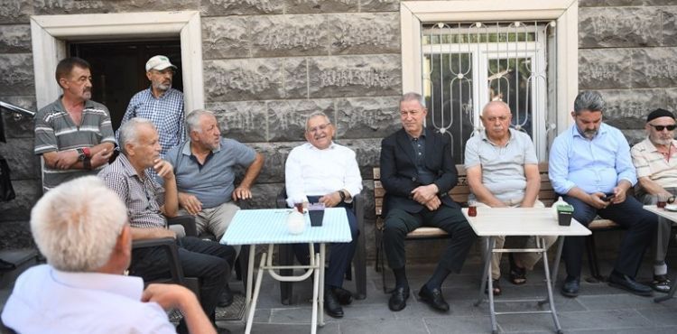 AKAR VE BÜYÜKKILIÇ, İLDEM’DE VATANDAŞLARLA BULUŞTU