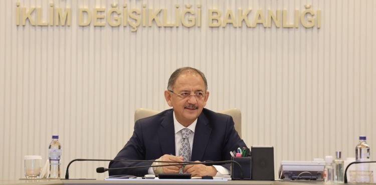 BAKAN ÖZHASEKİ: “MOGAN GÖLÜ’NÜN DİP ÇAMURU TEMİZLENDİ”