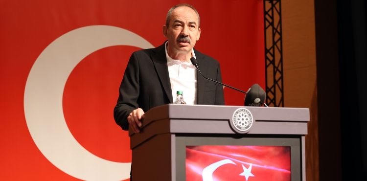 GÜLSOY : ASLA TEKNOLOJİNİN ESİRİ OLMAYIN, TEKNOLOJİYİ YÖNLENDİRİN