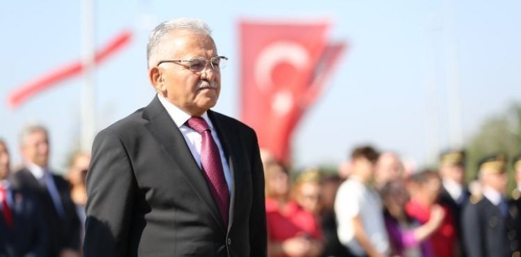 BAŞKAN BÜYÜKKILIÇ, BÜYÜK ZAFERİN 101. YIL DÖNÜMÜNÜ KUTLADI