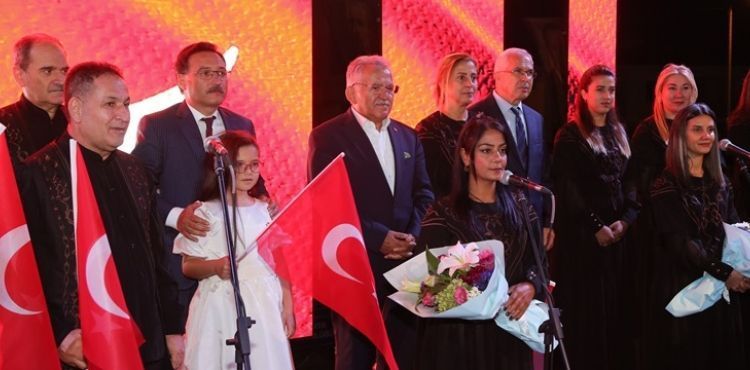 ANTAKYA MEDENİYETLER KOROSU ŞEFİNDEN BAŞKAN BÜYÜKKILIÇ’A:
