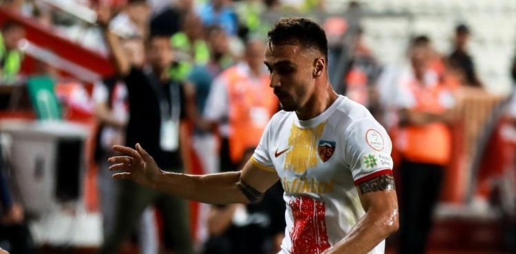 Kayserispor yenilmezlik serisini sürdürdü