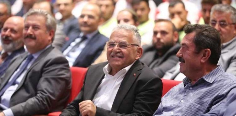 İŞÇİ DOSTU BAŞKAN BÜYÜKKILIÇ: “SİZLERİ BAĞRIMIZA BASIYORUZ”