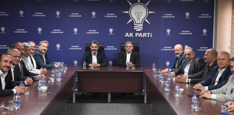 BÜYÜKKILIÇ’TAN BAŞKANLARLA, AK PARTİ İL BAŞKANI VE YÖNETİMİNE “HAYIRLI OLSUN” ZİYARETİ