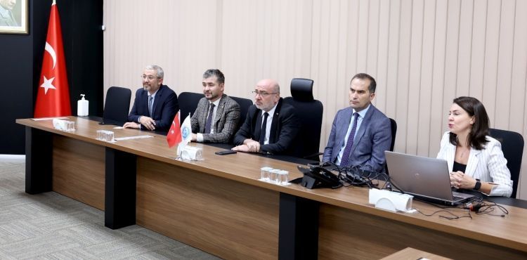 Kayseri Eczacılar Odasından KAYÜ Rektörlüğüne Ziyaret