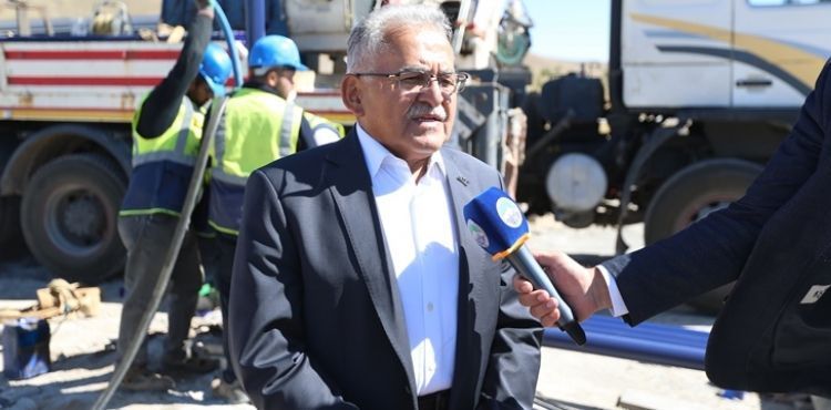 BAŞKAN BÜYÜKKILIÇ JEOTERMALDE KARARLI: YENİ HEDEF 420 METRE