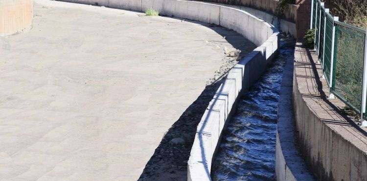 Yeşilhisar’da bağ ve bahçe aralarında beton kanal çalışması tamamlandı