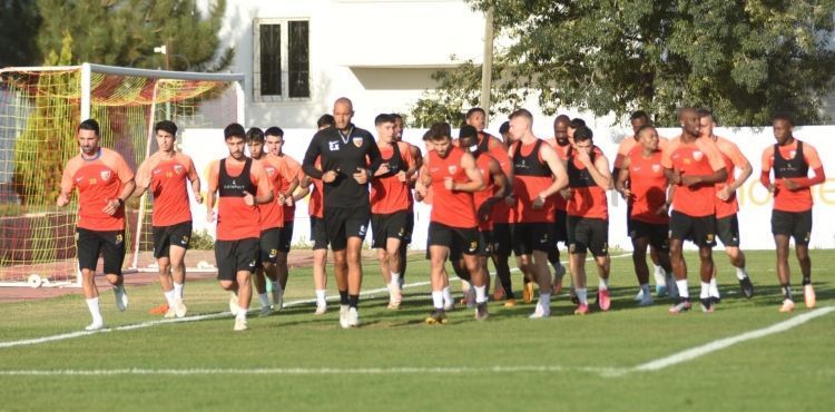 Kayserisporlu futbolcuların Beşiktaş mesaisi devam ediyor