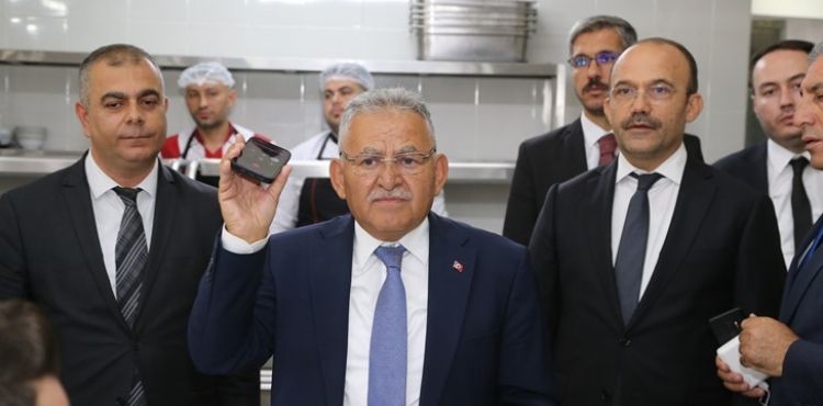 BAŞKAN BÜYÜKKILIÇ’TAN “KASKİ” ZİRVESİ