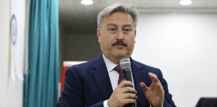 BAŞKAN PALANCIOĞLU'NDAN ÖĞRENCİLERE ALTIN ÖĞÜTLER