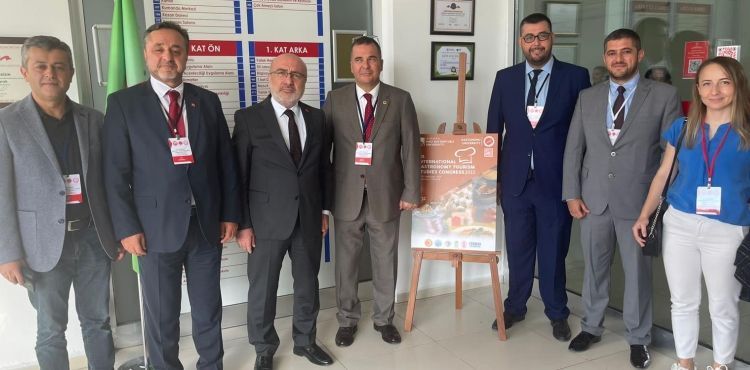 KAYÜ Rektörü Karamustafa, Kastamonu'da Gastronomi Turizmi Araştırmaları Kongresine Katıldı