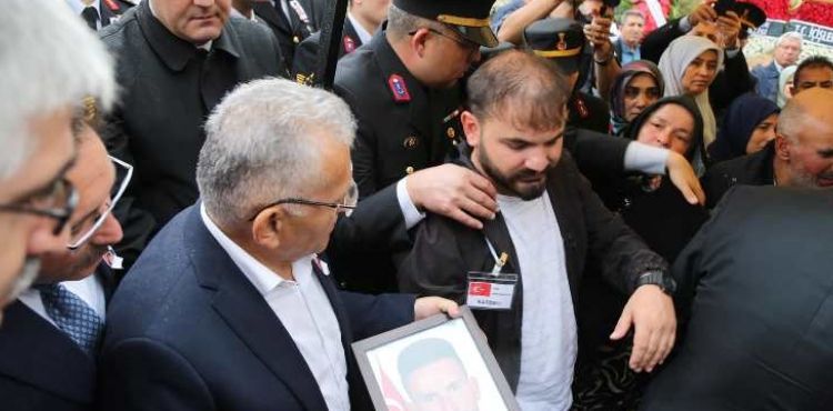 BAŞKAN BÜYÜKKILIÇ’TAN DEVELİLİ ŞEHİDE SON GÖREV