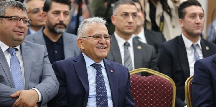 BÜYÜKKILIÇ, EN BÜYÜK MOBİLYA FUARI ANADOLU MOBİLYA FUARI’NIN AÇILIŞINA KATILDI