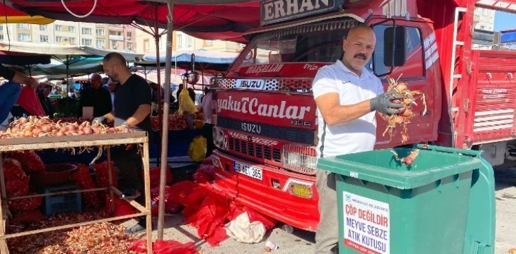 Meyve ve Sebze Atıkları Gübre Oldu