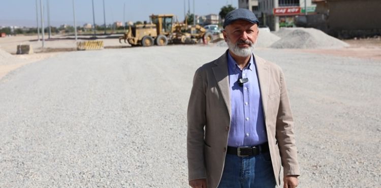 BAŞKAN ÇOLAKBAYRAKDAR, “KAYSERİ’NİN TRAFİĞİNİ RAHATLATACAK 50 METRE GENİŞLİĞİNDE YENİ BULVAR KAZANDIRIYORUZ”