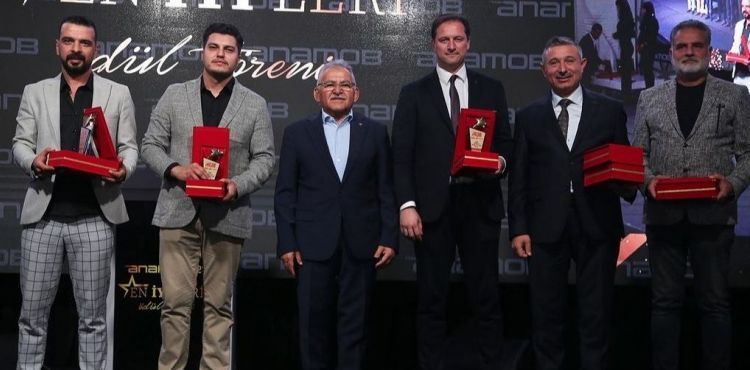 İkinci Anadolu Mobilya Fuarı Ödül Töreni ve Gala gecesi düzenlendi