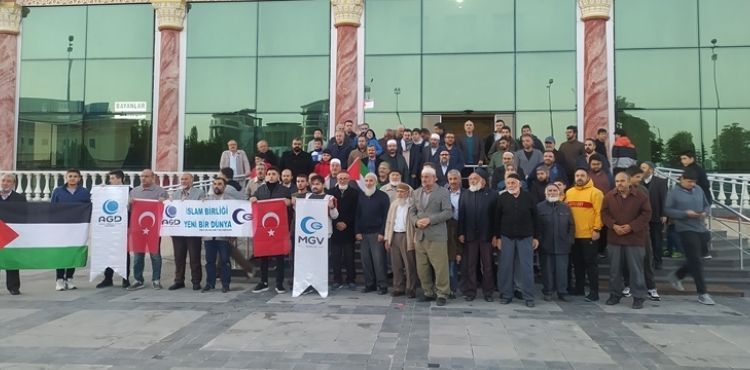 FETİH DÜNYAYI KANA BULAYAN ZALİMLERE CEVAPTIR