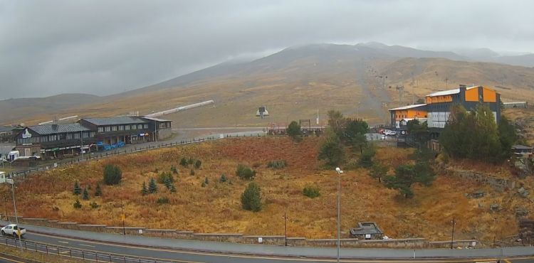 Erciyes’e kar yağdı