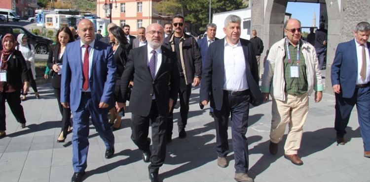 BÜNYAN'DA ULUSLARARASI HALI, KİLİM VE GÜZEL SANATLAR ZİRVESİ GERÇEKLEŞTİRİLDİ