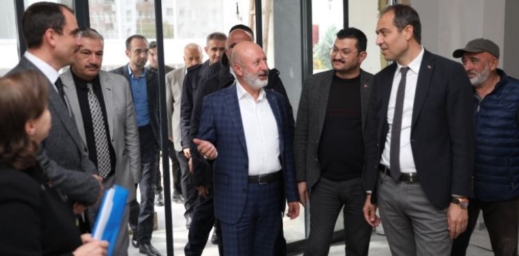 BAŞKAN ÇOLAKBAYRAKDAR, “HER ALANDA OLDUĞU GİBİ SAĞLIK ALANINDA DA DÖNÜŞÜMÜ DEVAM ETTİRİYORUZ”