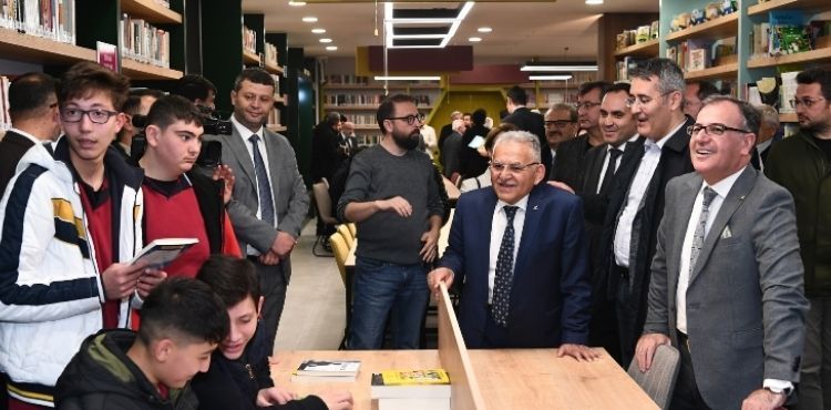 BÜYÜKŞEHİR KÜTÜPHANELERİNDEN 9 AYDA 1 MİLYON 689 BİN KİŞİYE HİZMET