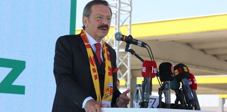 İç Anadolu’nun en büyük canlı hayvan borsası açıldı