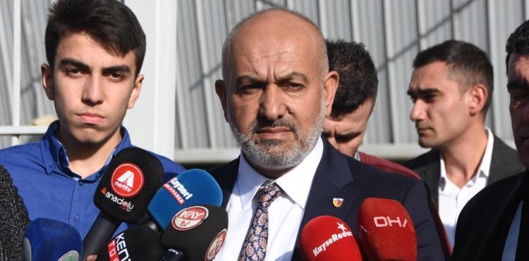 Başkan Çamlı’dan İlhan Parlak çıkışı