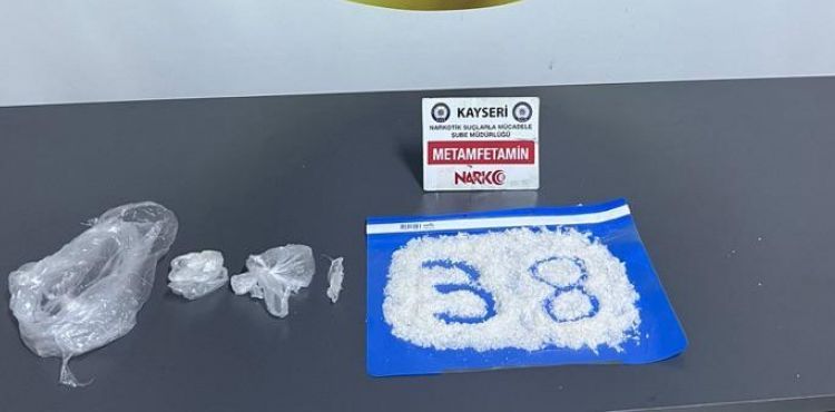 Uyuşturucu operasyonunda 4 kişi gözaltına alındı