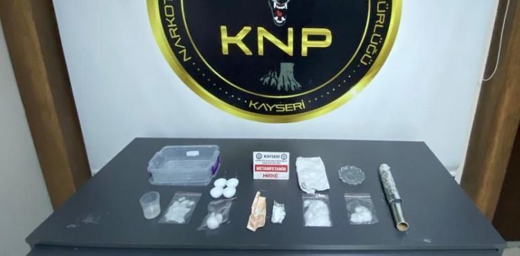 Uyuşturucu madde operasyonunda 2 gözaltı