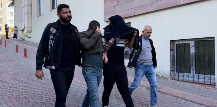 Uyuşturucu madde ticareti yapmak suçundan 2 kişi adliyeye sevk edildi