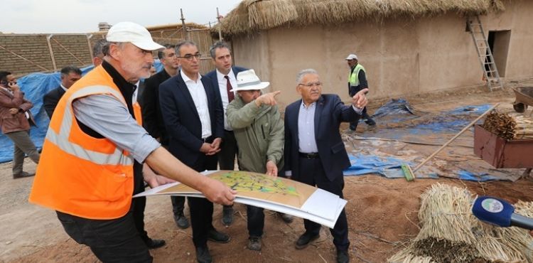 BAŞKAN BÜYÜKKILIÇ, TARİHTEN BİR SAHNE OLACAK ‘14 EV VE ASURLU TÜCCARLAR MAHALLESİ PROJESİ’Nİ İNCELEDİ