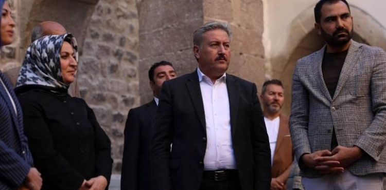 TARİHİNE SAHİP ÇIKAN MELİKGAZİ, KÖŞK MEDRESE’Yİ GÜN YÜZÜNE ÇIKARIYOR