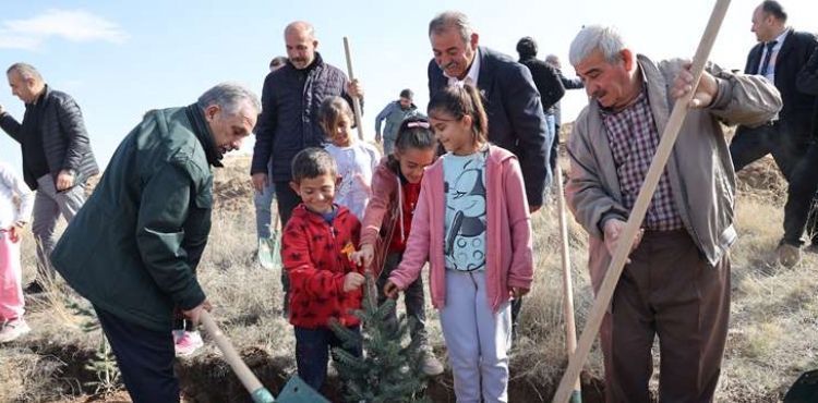 TALAS'TA TOPYEKÜN AĞAÇLANDIRMA GÜNÜ SEFERBERLİĞİ