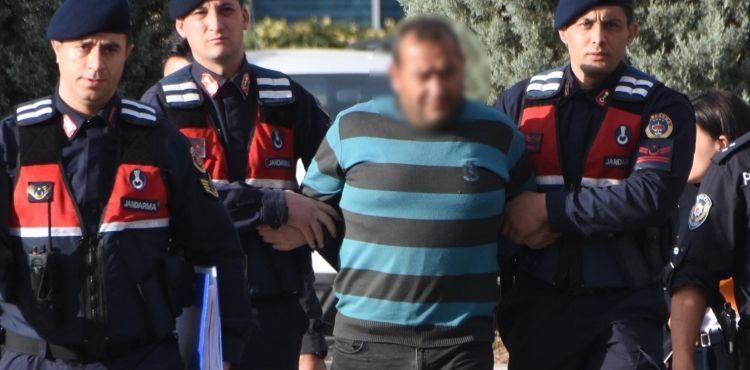 Gesi’de başına keserle vurularak öldürülen kadının komşusu İ.K. ve 2 oğlu gözaltına alındı