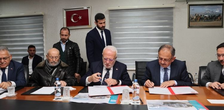 OSMAN ULUBAŞ KÖŞK ORTAOKULU İÇİN İMZALAR ATILDI