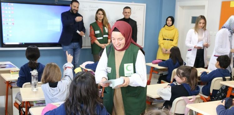 Yeşilay’dan anne ve babalara mektup