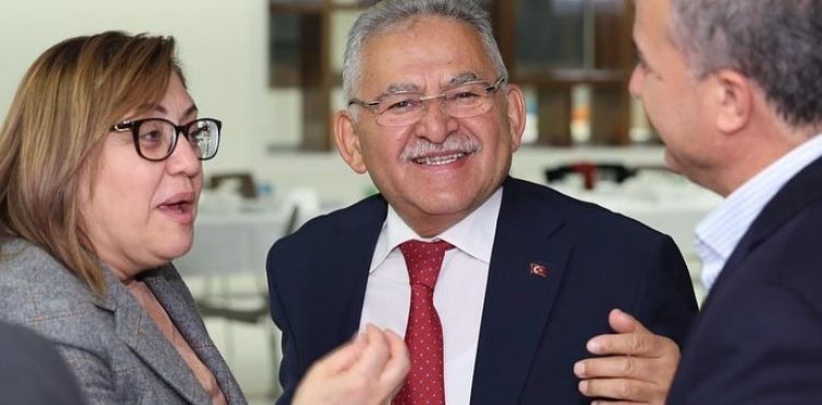 BAŞKAN BÜYÜKKILIÇ, YEREL YÖNETİMLER TOPLANTISINA KATILDI