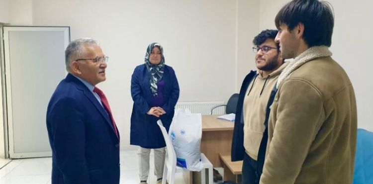 BAŞKAN BÜYÜKKILIÇ, ÇAMAŞIR YIKAMA MERKEZİ’NDE İNCELEMELERDE BULUNDU